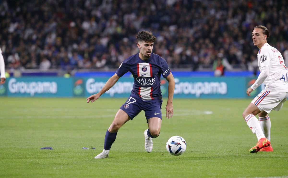 加全面的自 加全面的自